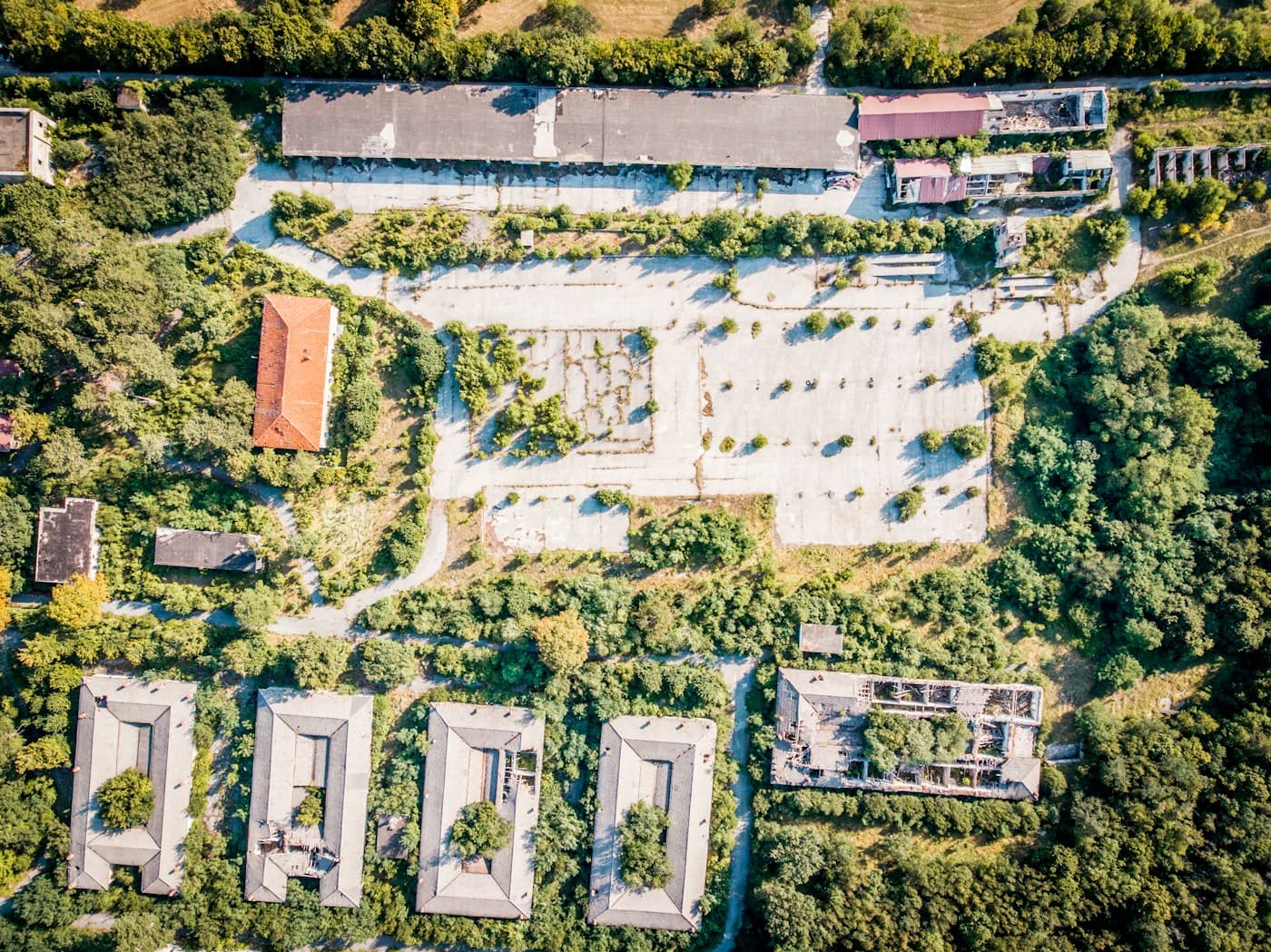 Ministerul Apărării Naționale — Infrastructură de apărare: reabilitări, hale metalice, centrale termice
